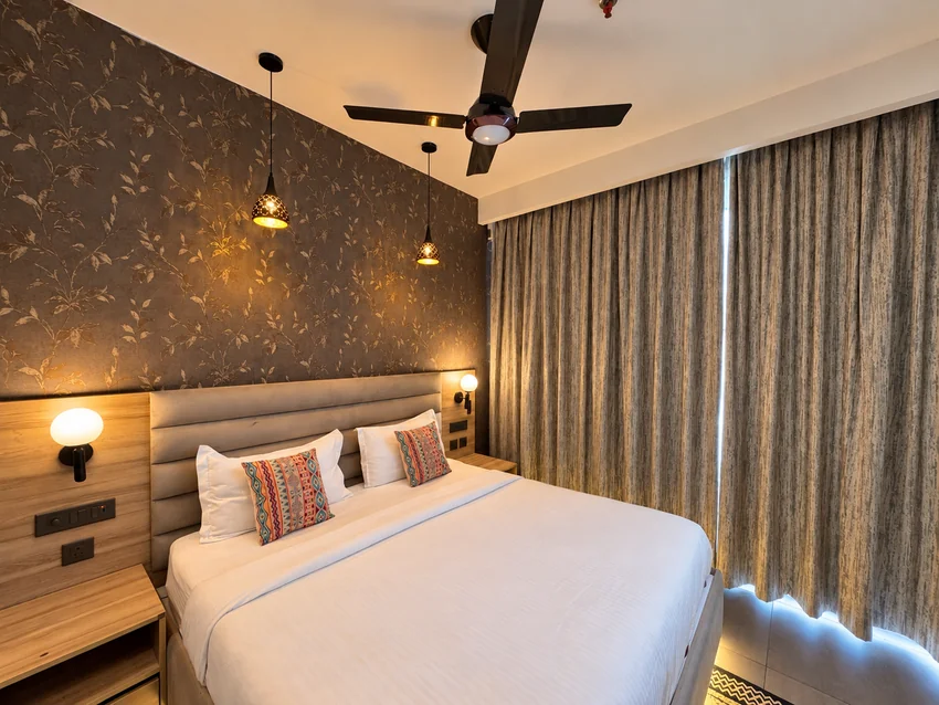 CityGlow 28 — river and city view apartment at Supernova Spira Noida