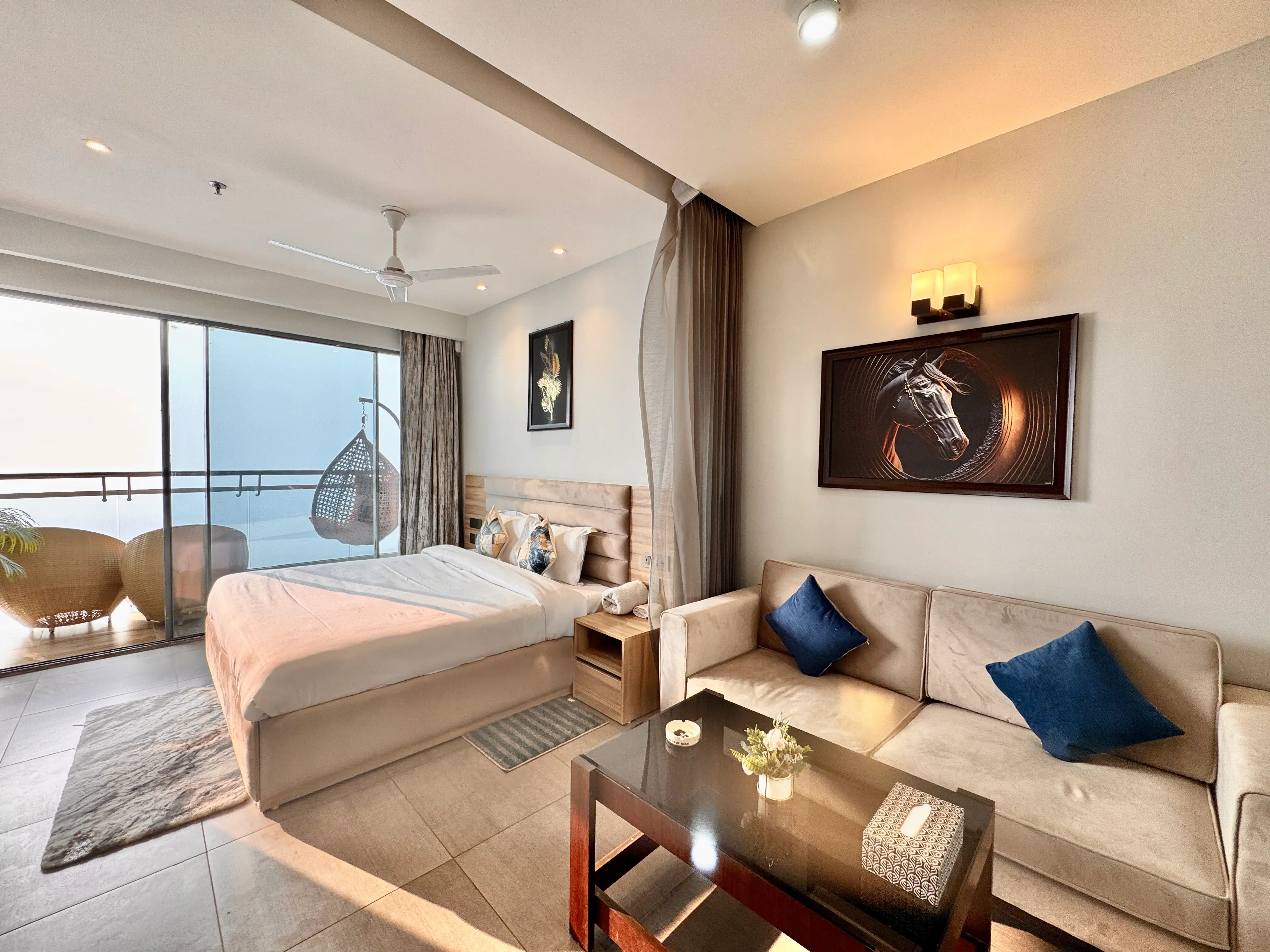 mulberry-homes-supernova-luxury-room-noida