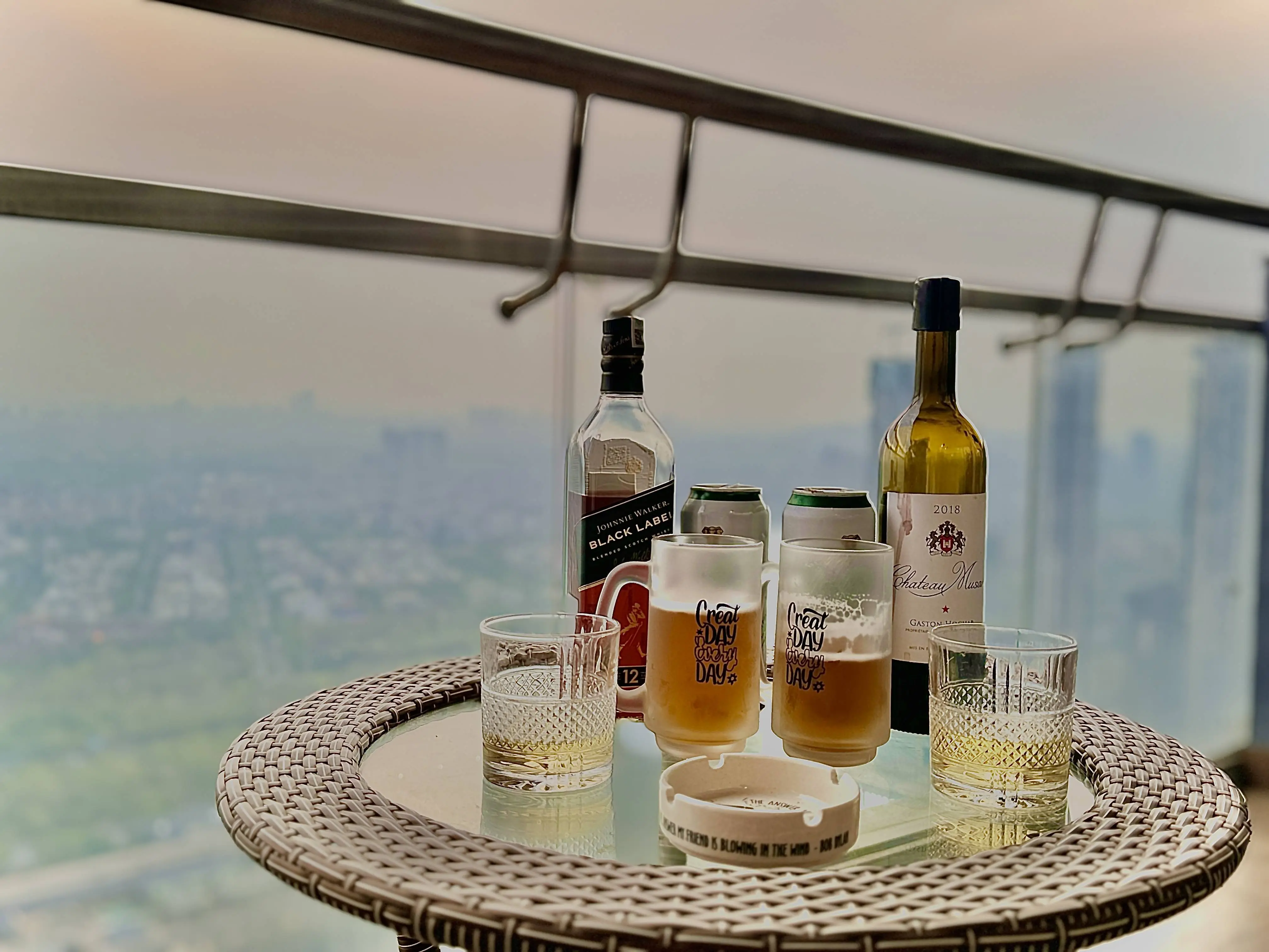 mulberry-homes-supernova-spira-luxury-balcony-noida