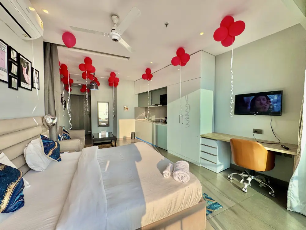 Supernova Noida Sector 94 romantic room arrangement